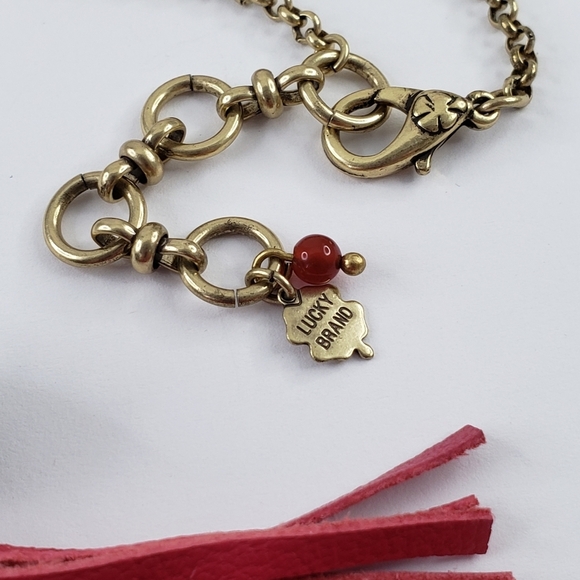 Lucky Brand boho necklace - pendants with leaves and flowers - green and pink - Picture 11 of 16